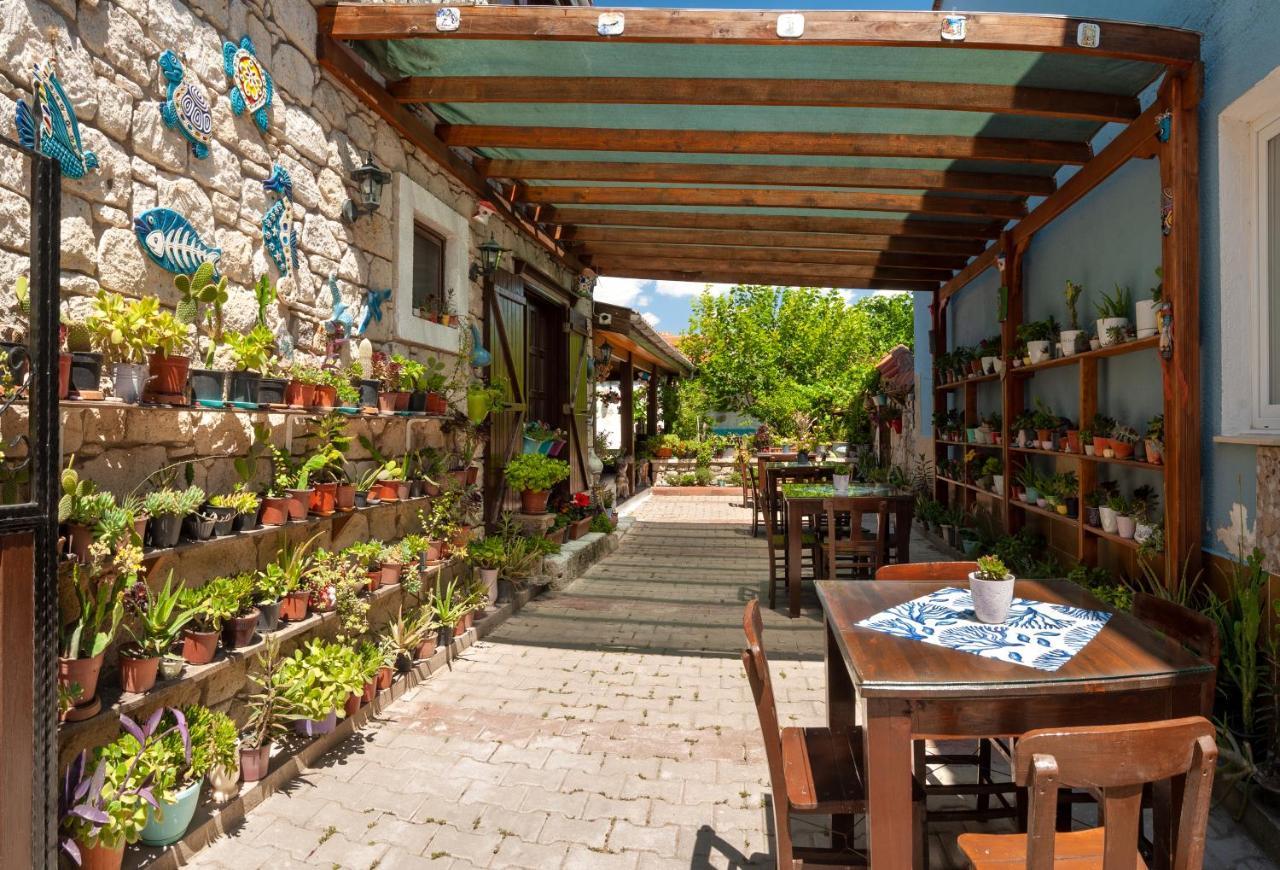 Flores Hotel Alaçatı Exterior foto